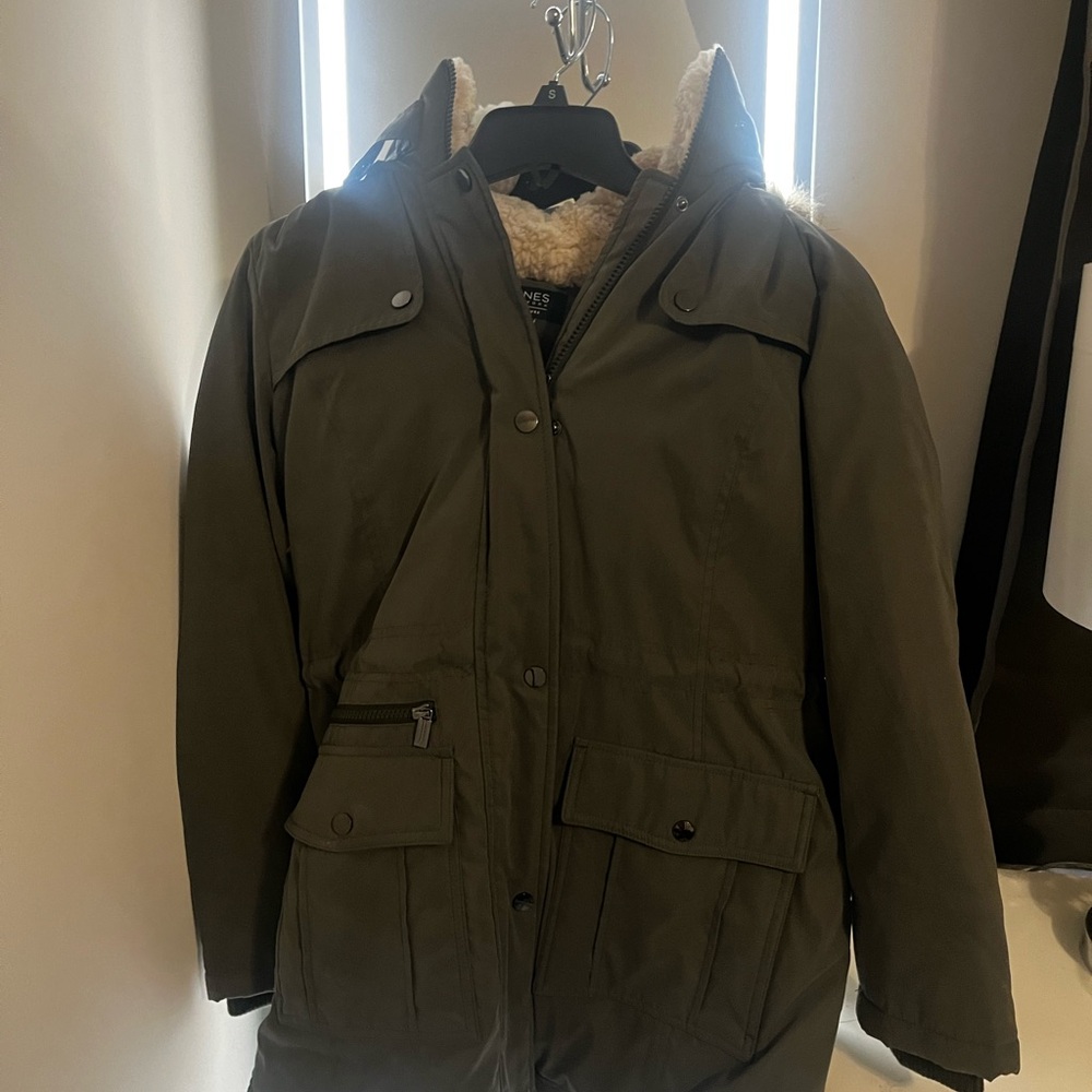 Jones New York Women’s Olive Green Faux Fur Coat